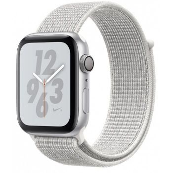 Apple Watch Nike+ Series 4, 44 мм, корпус из серебристого алюминия, спортивный браслет Nike цвета «снежная вершина»